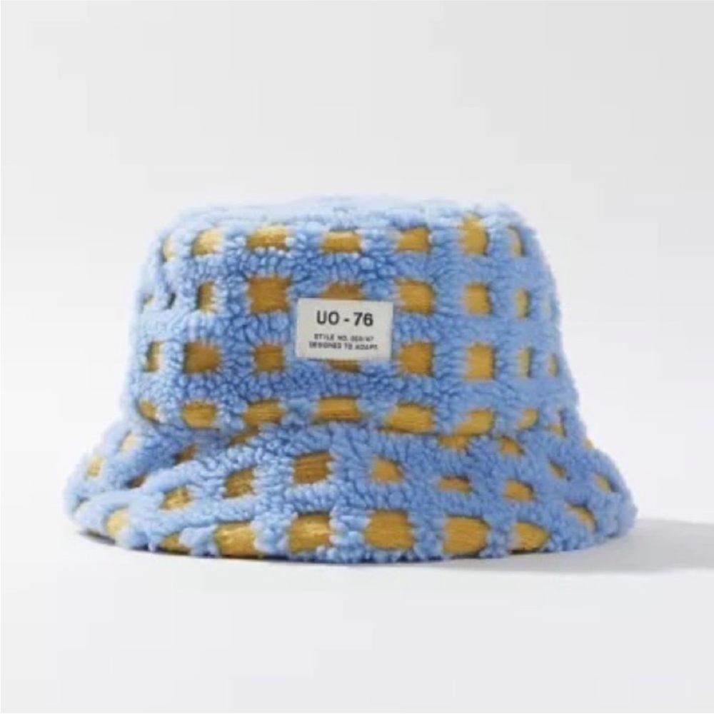NWOT Urban Outfitters Sherpa Bucket Hat Blue/Yellow Plaid one size